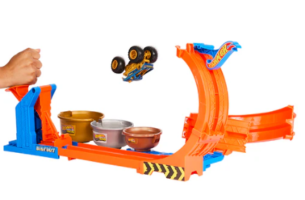 Hot Wheels Monster Trucks Loop And Flip Trophy Challenge